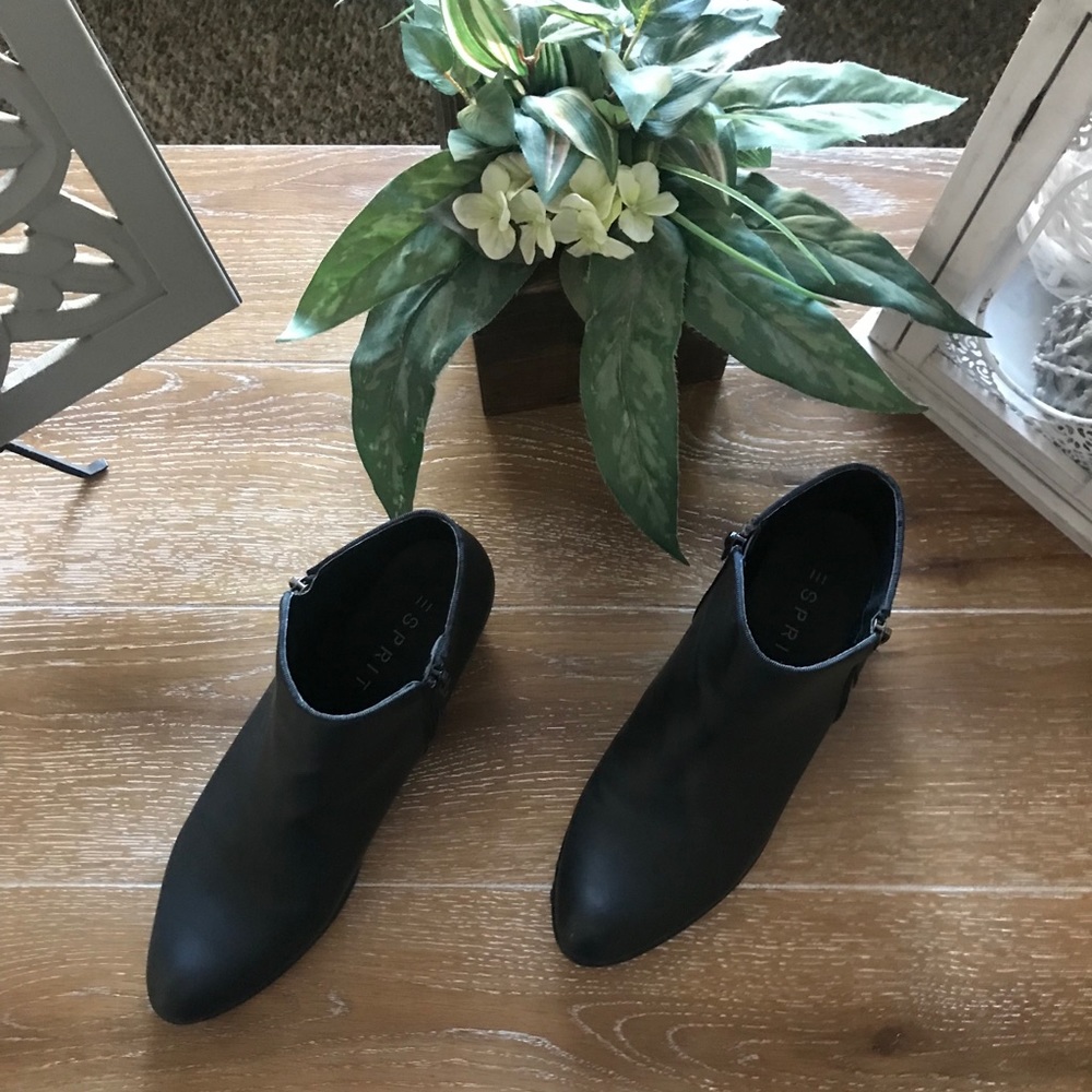 Esprit Black ankle boots
